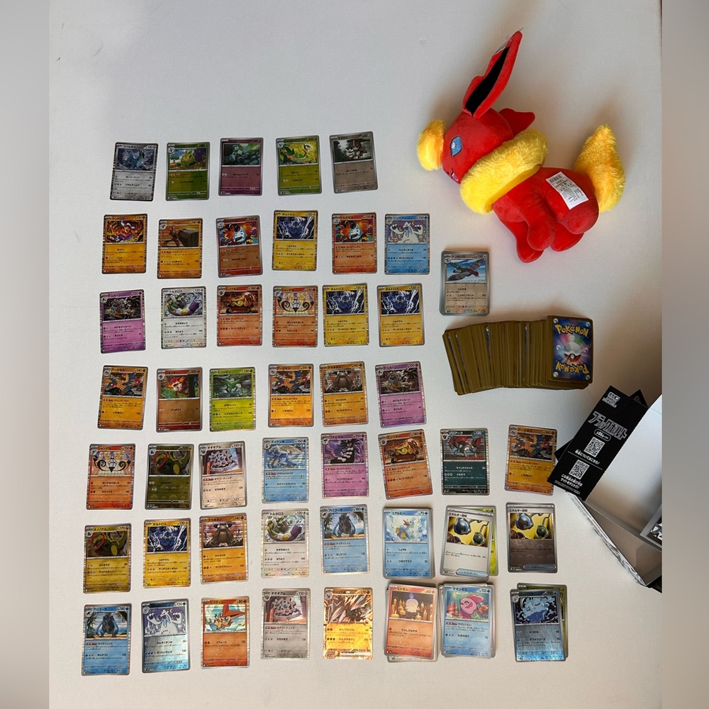 Japaneese Pokemon Card Lot Over 100 Cards + Unique Pokémon Flareon Plush